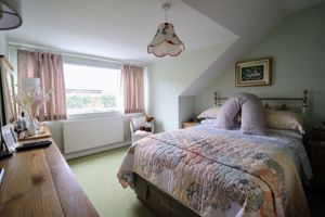 Bedroom- click for photo gallery